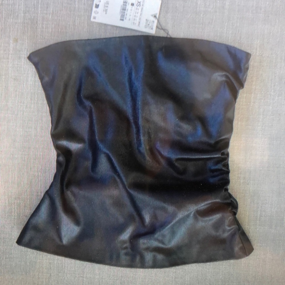 Black Strapless Women's Top